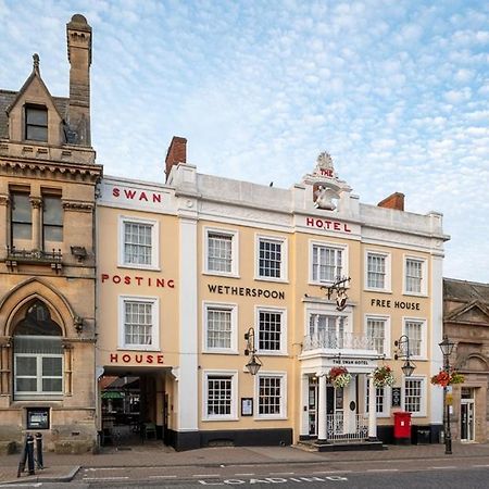 The Swan Hotel Wetherspoon Leighton Buzzard Exteriör bild